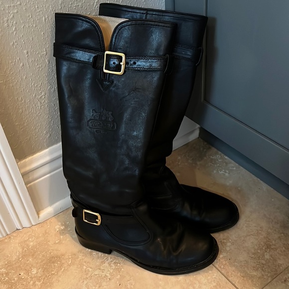 Coach Whitley Boots - Picture 2 of 7